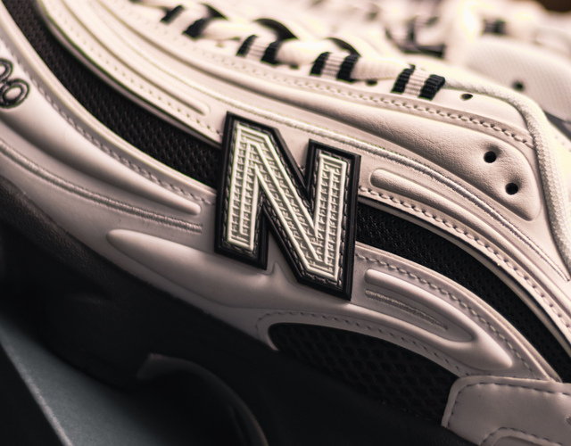 New Balance 1000 detalhe